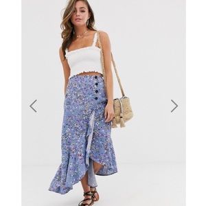Ruffle maxi skirt in vintage ditsy floral print